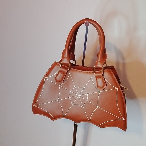 Brown Spider Web Purse - Picture 5 of 6